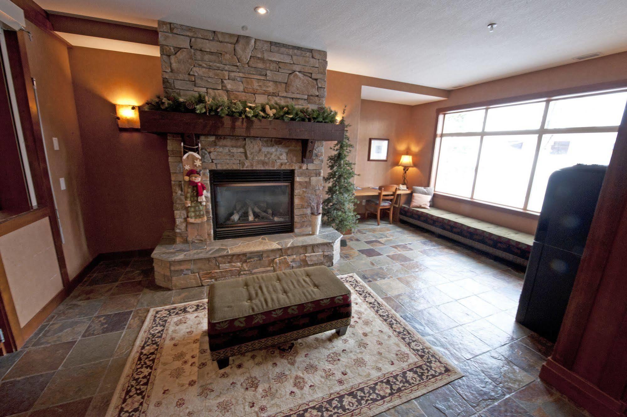 Sundance Resort Big White Eksteriør billede